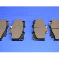 PLAQUETTES DE FREIN AVANT