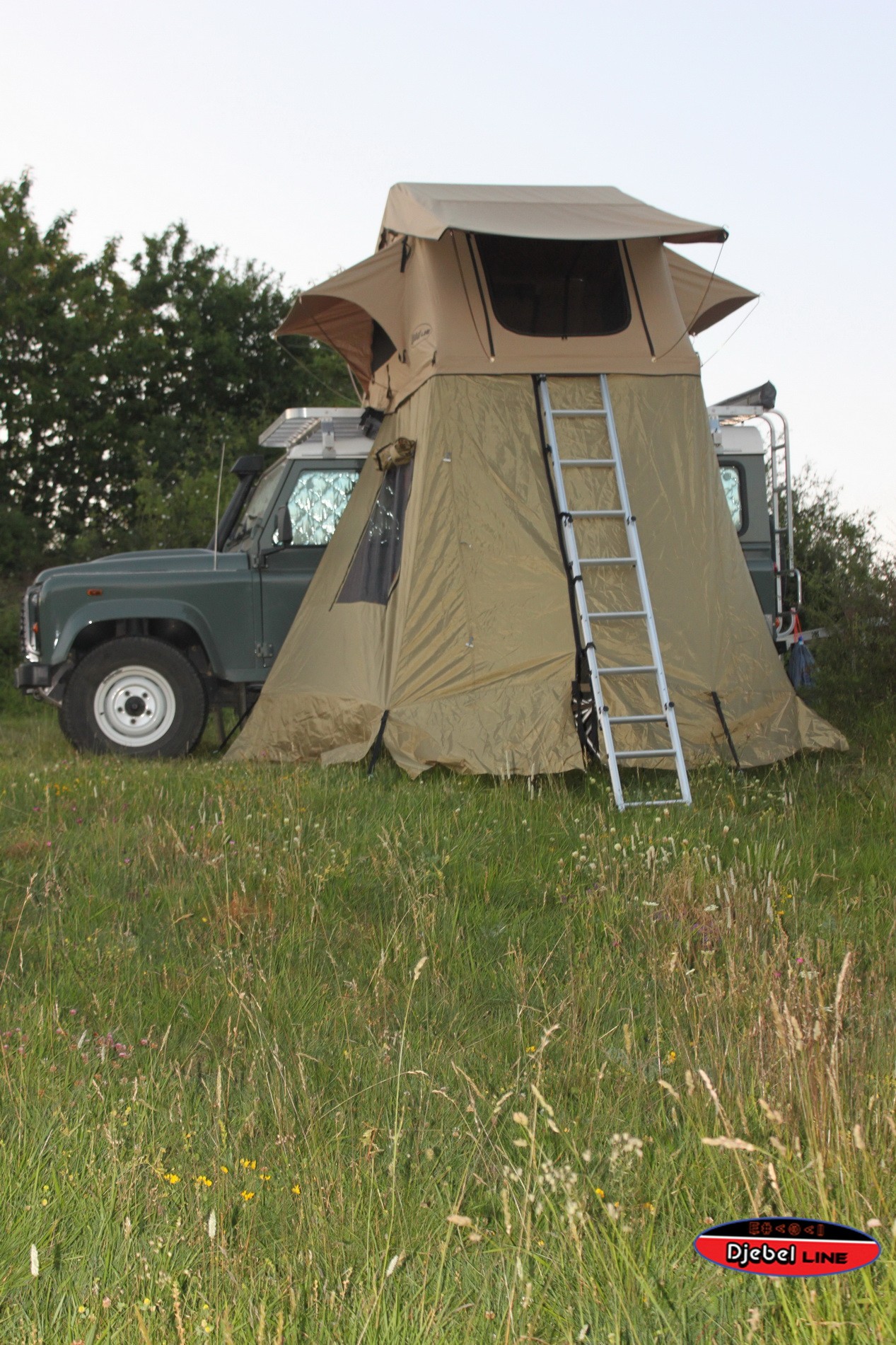 TENTE DE TOIT DJEBEL LINE 140PLUS