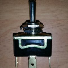 INTERRUPTEUR A LEVIER ON/OFF/ON