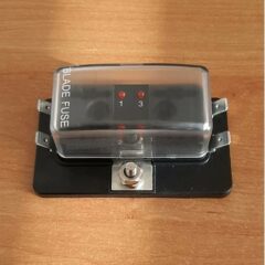 Boîte porte fusibles avec témoins d'alerte 4 piece