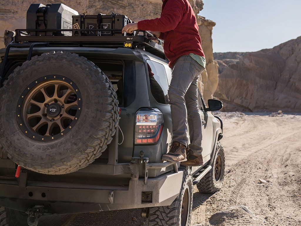 KIT DE RIDELLES EXPÉDITION PÉRIMÈTRE INTÉGRAL POUR UNE GALERIE DE 1425MM(L) PAR FRONT RUNNER