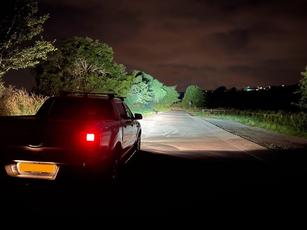 KIT ECLAIRAGE LED LAZER INTEGRE A LA CALANDRE FORD RANGER 2019+