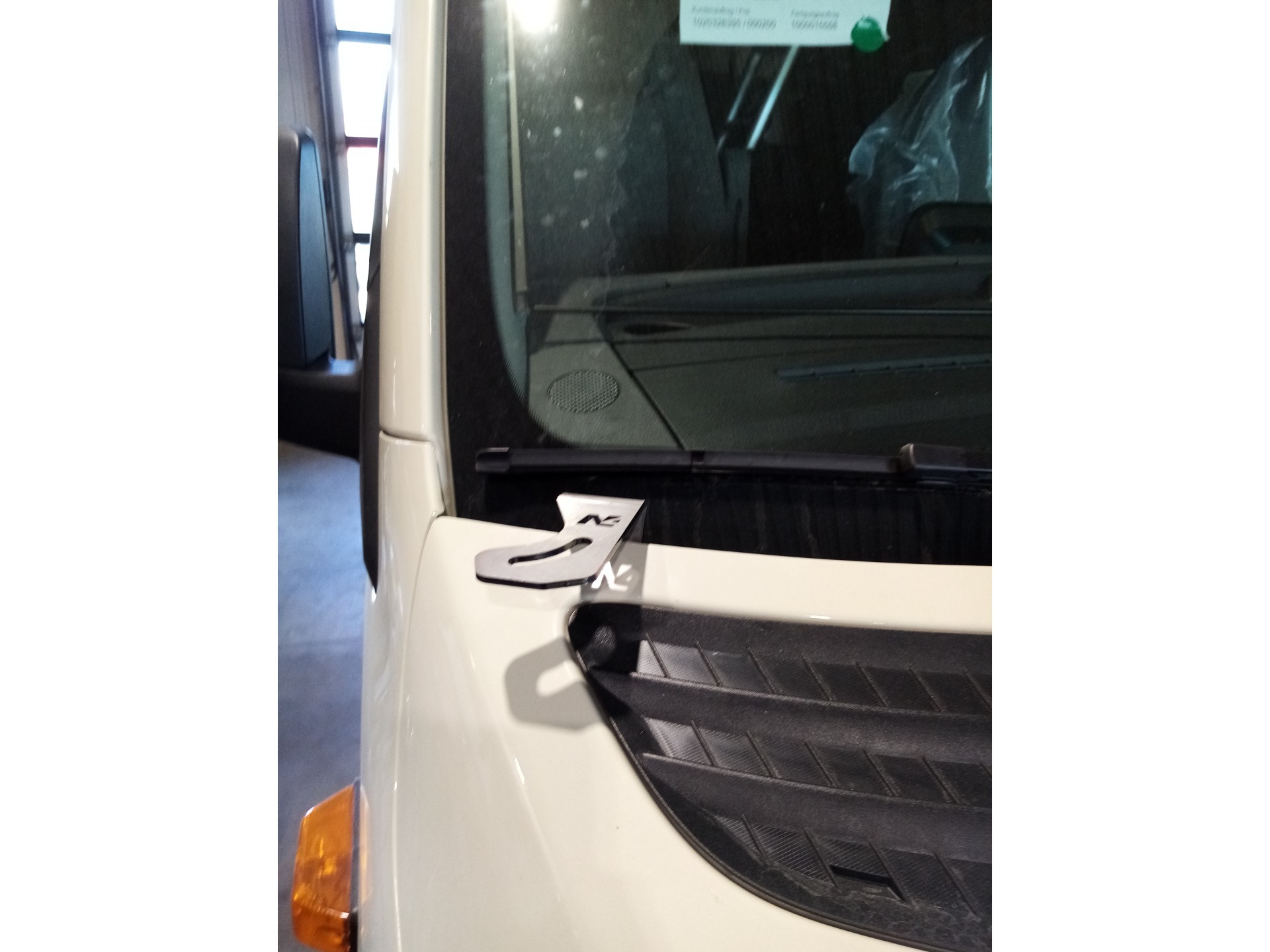 Supports de longues portées baie de pare-brise Mercedes Sprinter W907