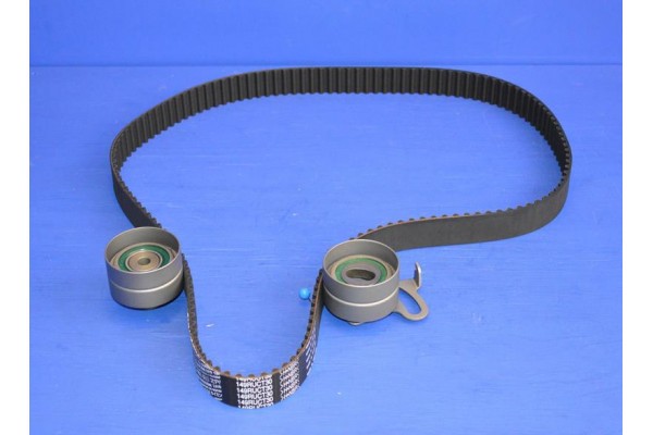 Kit courroie de distribution et tendeur de moteur pour NISSAN PATROL 2.8L Diesel - 3 / 5 portes - 10/1997 à 2/2000