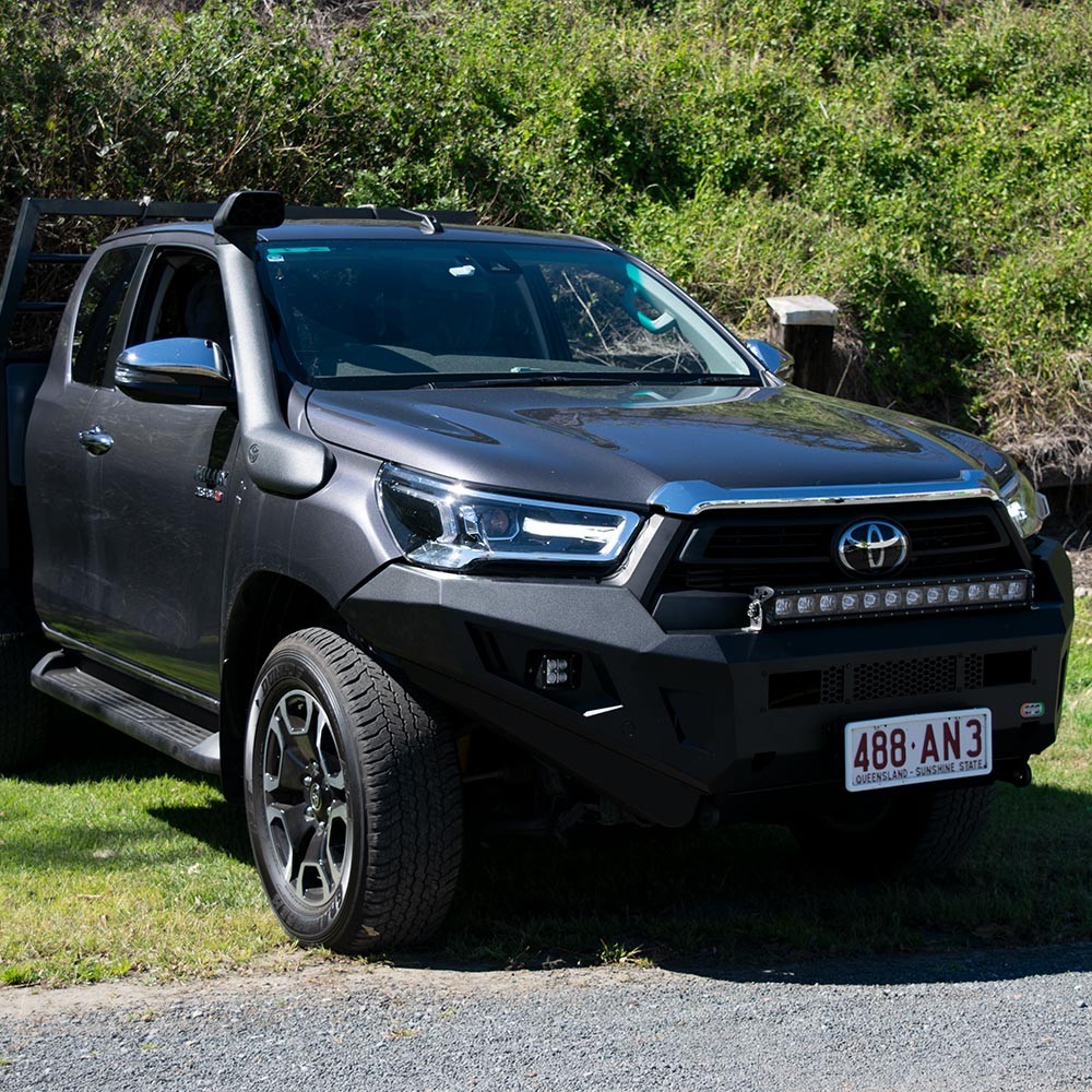 PARE CHOC AVANT TOYOTA HILUX REVO EFS