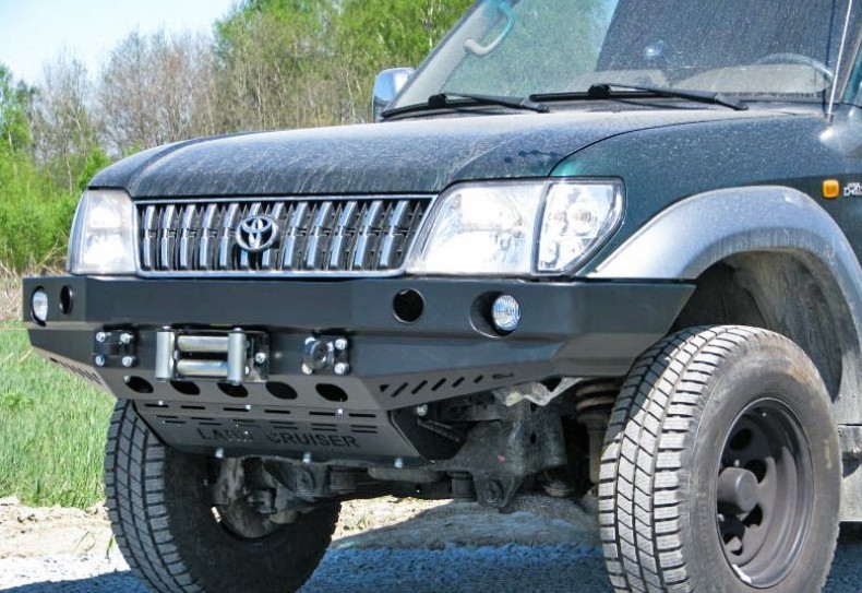 PARE CHOC AVANT AVEC EXTENSIONS D'AILES KDJ90-95 1999-2002