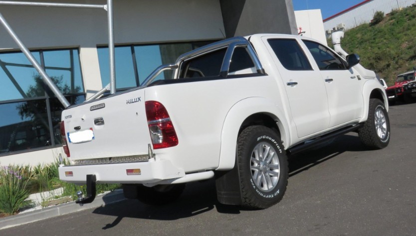 Protections tubulaires de bas de caisse Toyota Hilux Vigo