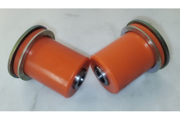 KIT SILENTBLOCS POLYURETHANE TRIANGLE AVANT INFERIEUR ISUZU DMAX de 2012 à 2020